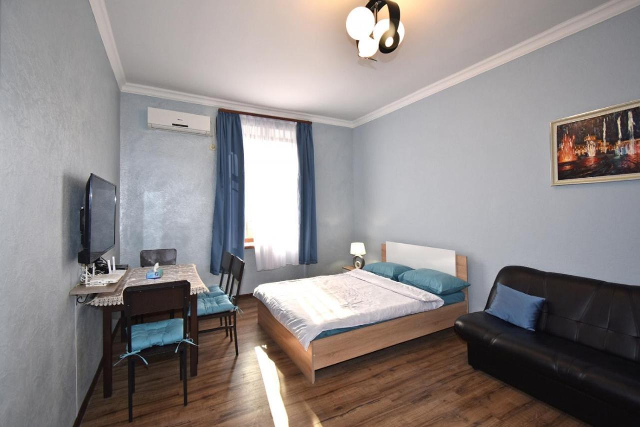 Apartment Near Sasundci Davit Metro Station 예레반 외부 사진